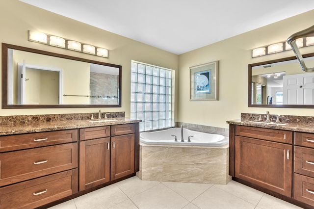 3760 Newport Avenue, Boynton Beach, FL 33436