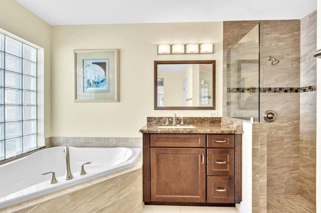 3760 Newport Avenue, Boynton Beach, FL 33436