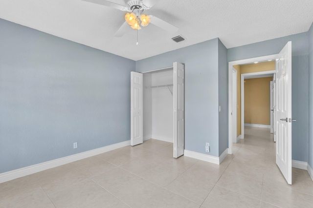 3760 Newport Avenue, Boynton Beach, FL 33436