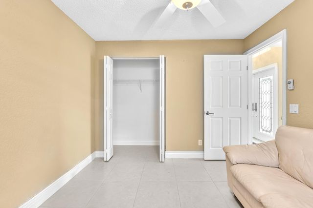 3760 Newport Avenue, Boynton Beach, FL 33436