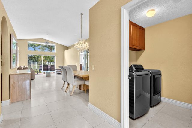 3760 Newport Avenue, Boynton Beach, FL 33436