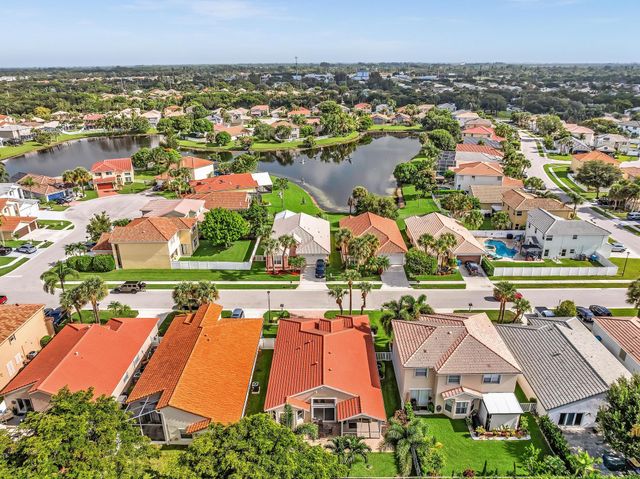3760 Newport Avenue, Boynton Beach, FL 33436