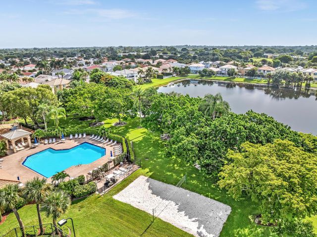 3760 Newport Avenue, Boynton Beach, FL 33436