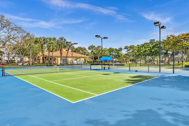 3760 Newport Avenue, Boynton Beach, FL 33436