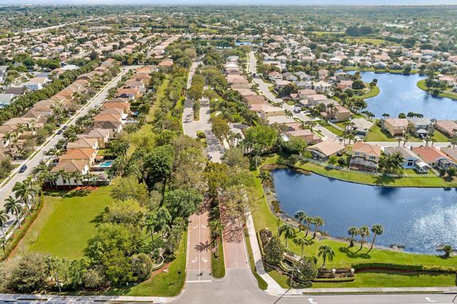 3760 Newport Avenue, Boynton Beach, FL 33436