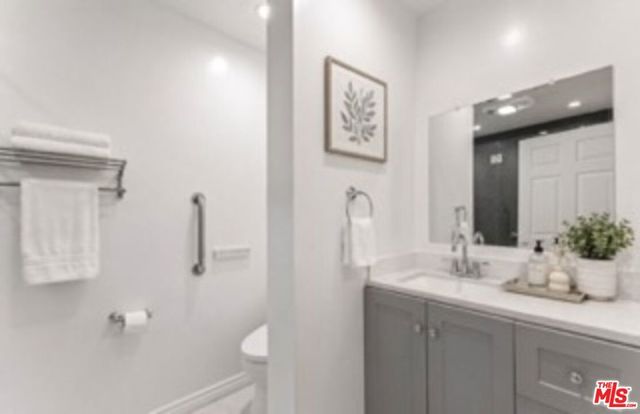 6225 Coldwater Canyon Avenue 112, North Hollywood, CA 91606