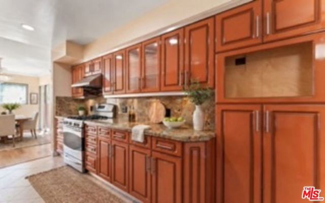 6225 Coldwater Canyon Avenue 112, North Hollywood, CA 91606