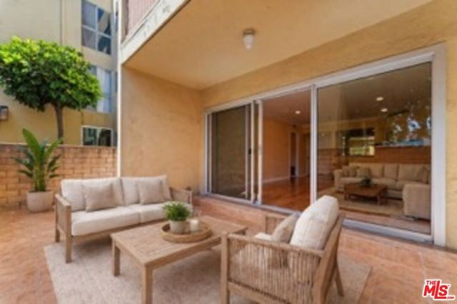 6225 Coldwater Canyon Avenue 112, North Hollywood, CA 91606