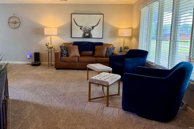 609 Westlake Drive, Middlebury, IN 46540