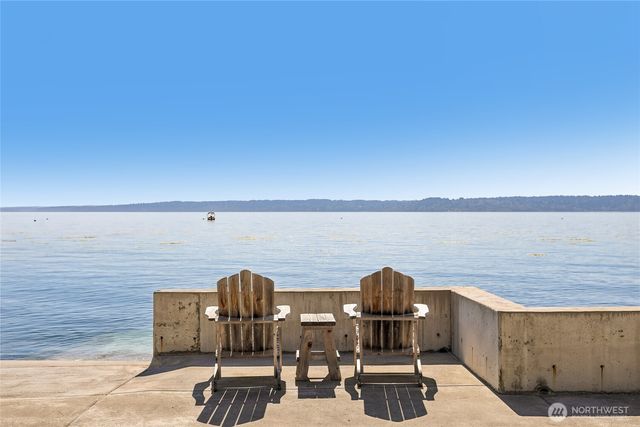 12905 Standring Lane SW, Burien, WA 98146