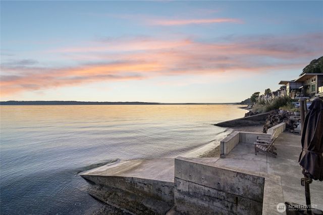 12905 Standring Lane SW, Burien, WA 98146