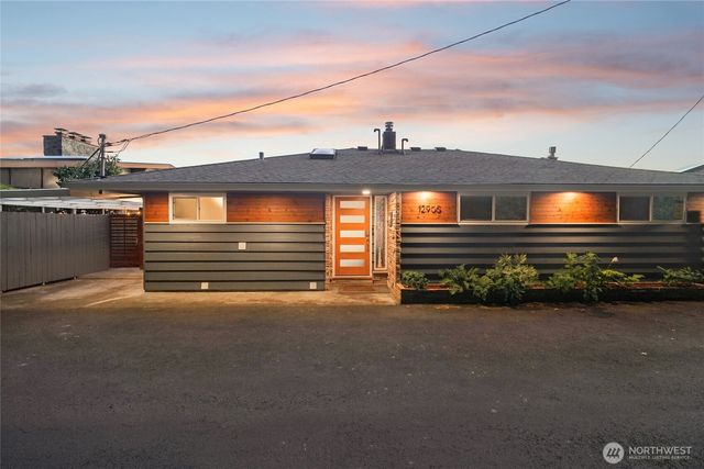 12905 Standring Lane SW, Burien, WA 98146