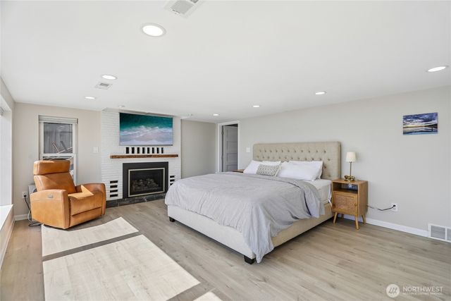 12905 Standring Lane SW, Burien, WA 98146