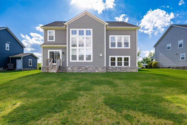 10692 Pearl Creek Drive, Plain City, OH 43064