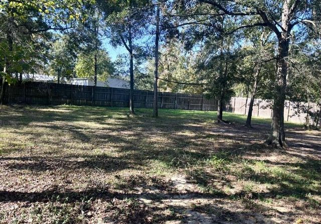 39 County Road 2801, Cleveland, TX 77327