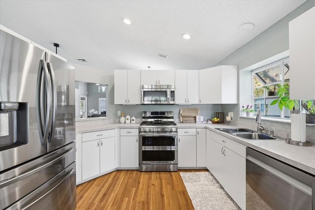 1809 ORCHARDGROVE AVENUE, New Port Richey, FL 34655