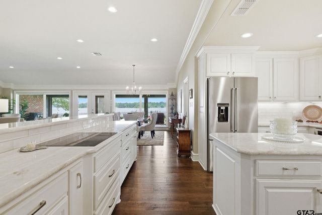 130 Marina Dr, Bullard, TX 75757