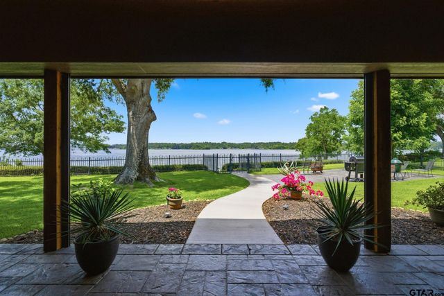 130 Marina Dr, Bullard, TX 75757