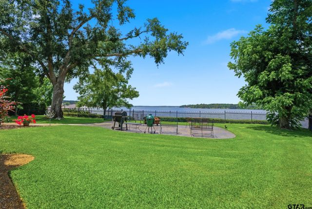 130 Marina Dr, Bullard, TX 75757