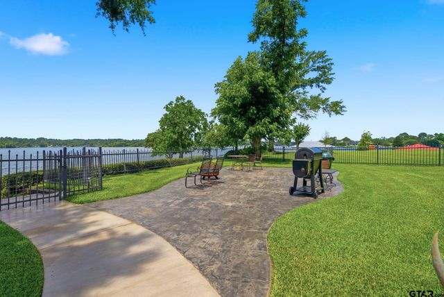 130 Marina Dr, Bullard, TX 75757