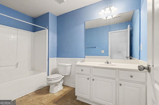 3745 PARK HILL Circle, Loganville, GA 30052