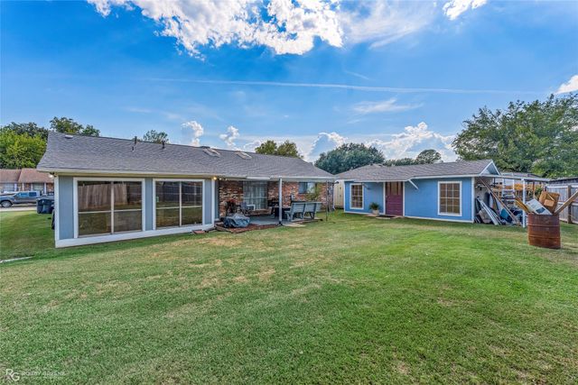 1431 Fox Street, Bossier City, LA 71112