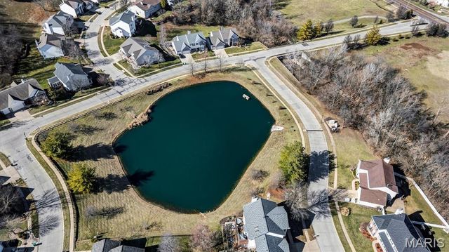 2088 Avalon Ridge Circle, Fenton, MO 63026