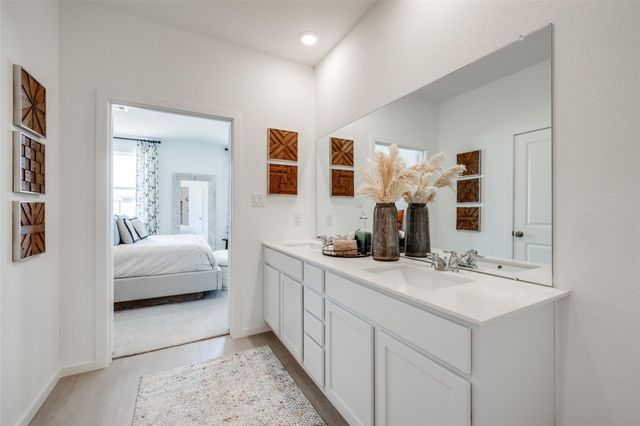 2237 W Post Oak Circle, Dayton, TX 77535