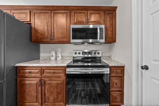 2701 E Copeland Court, Clarksville, TN 37042