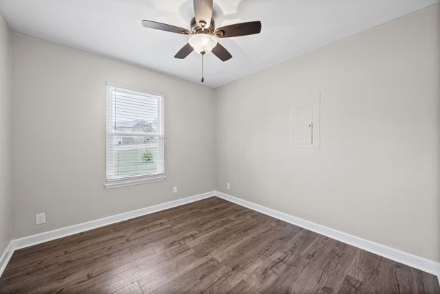 2701 E Copeland Court, Clarksville, TN 37042