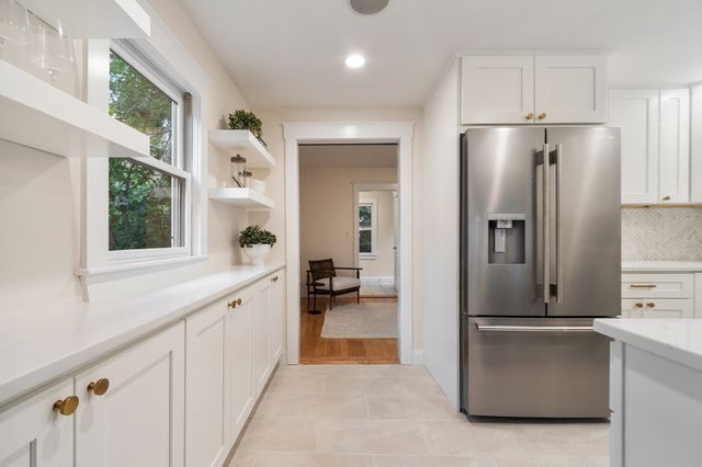 12 Salem St, Cambridge, MA 02139