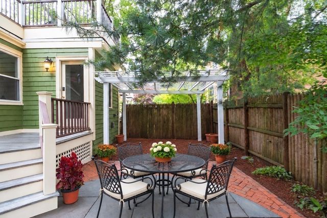 12 Salem St, Cambridge, MA 02139