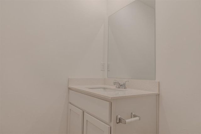 601 Hillsboro Drive, Noble, OK 73068