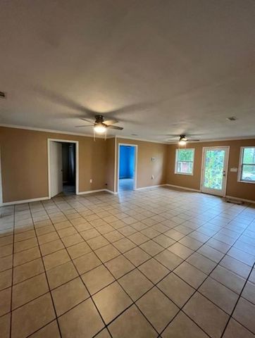 9451 NE 111TH STREET, Archer, FL 32618