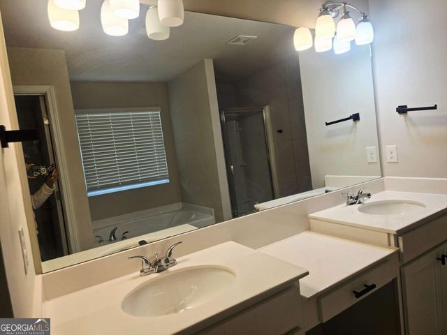 213 N Fortune Way, Dallas, GA 30157