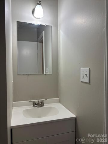1000 Mt Holly Huntersville Road B, Charlotte, NC 28214