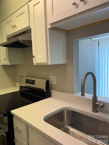 1000 Mt Holly Huntersville Road B, Charlotte, NC 28214