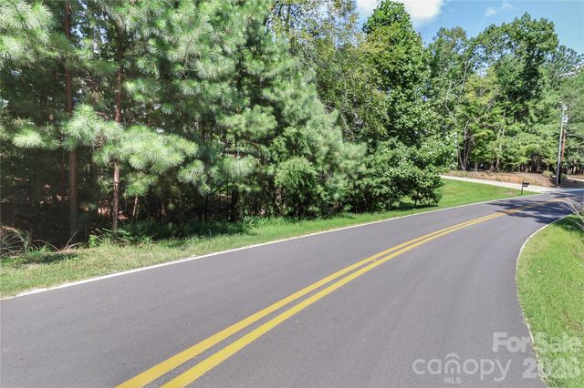 496 Kenway Loop, Mooresville, NC 28117