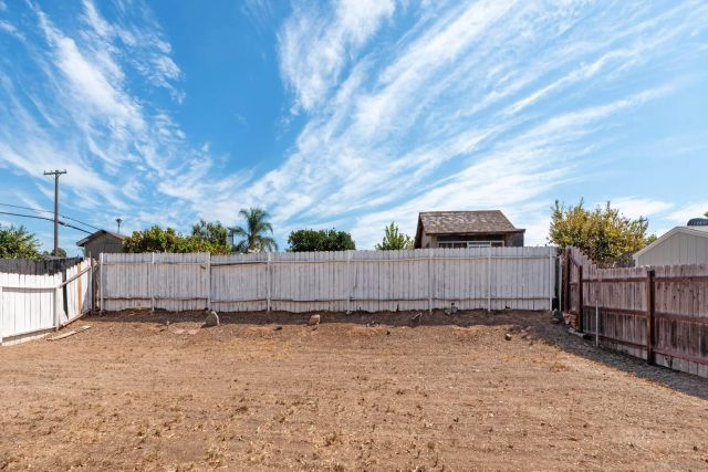 744 Begonia St, Escondido, CA 92027