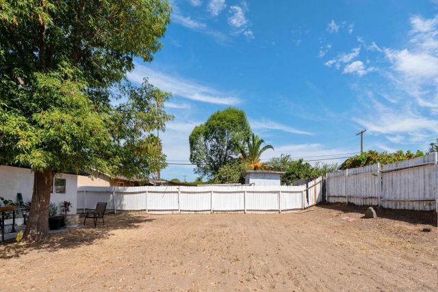 744 Begonia St, Escondido, CA 92027
