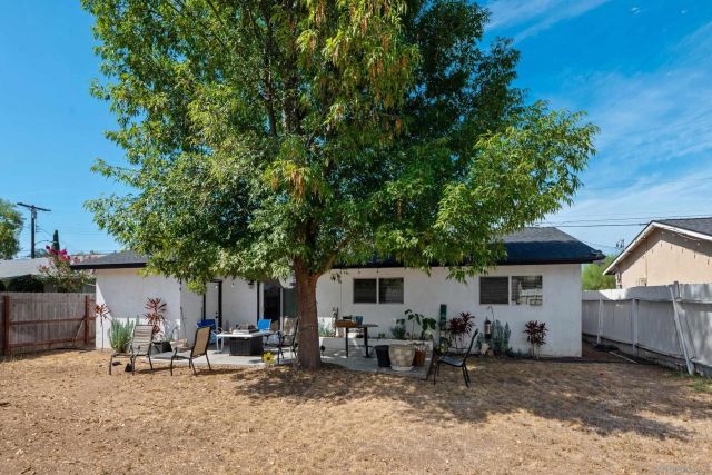 744 Begonia St, Escondido, CA 92027