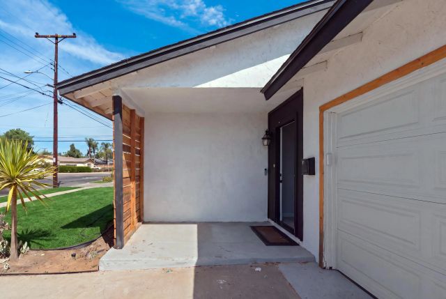 744 Begonia St, Escondido, CA 92027