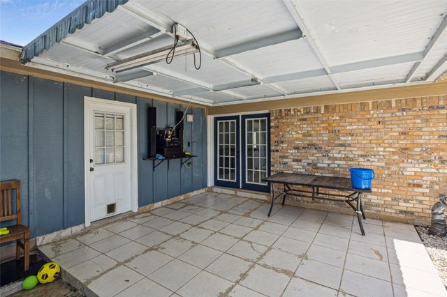 4138 Victoria Street, Irving, TX 75062