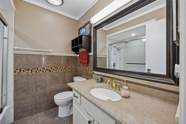 4138 Victoria Street, Irving, TX 75062