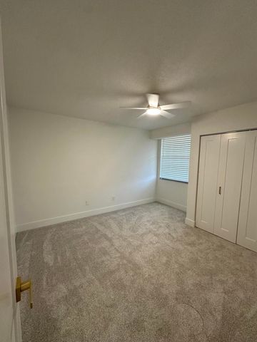 950 Lavers Circle F405, Delray Beach, FL 33444