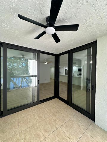 950 Lavers Circle F405, Delray Beach, FL 33444