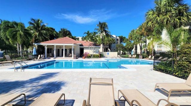 950 Lavers Circle F405, Delray Beach, FL 33444