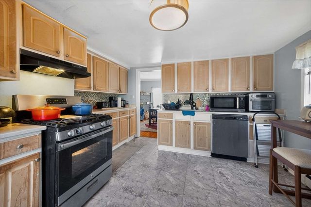 98 Linwood St., Lynn, MA 01905