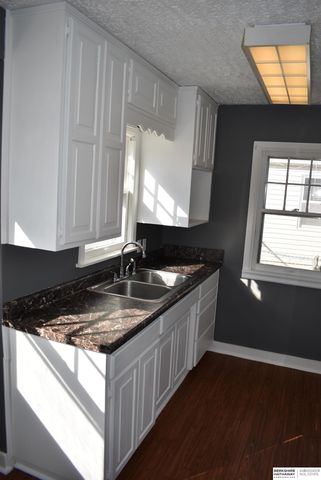 1512 E 4th Street, Fremont, NE 68025