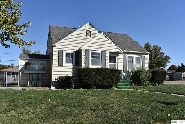 1512 E 4th Street, Fremont, NE 68025